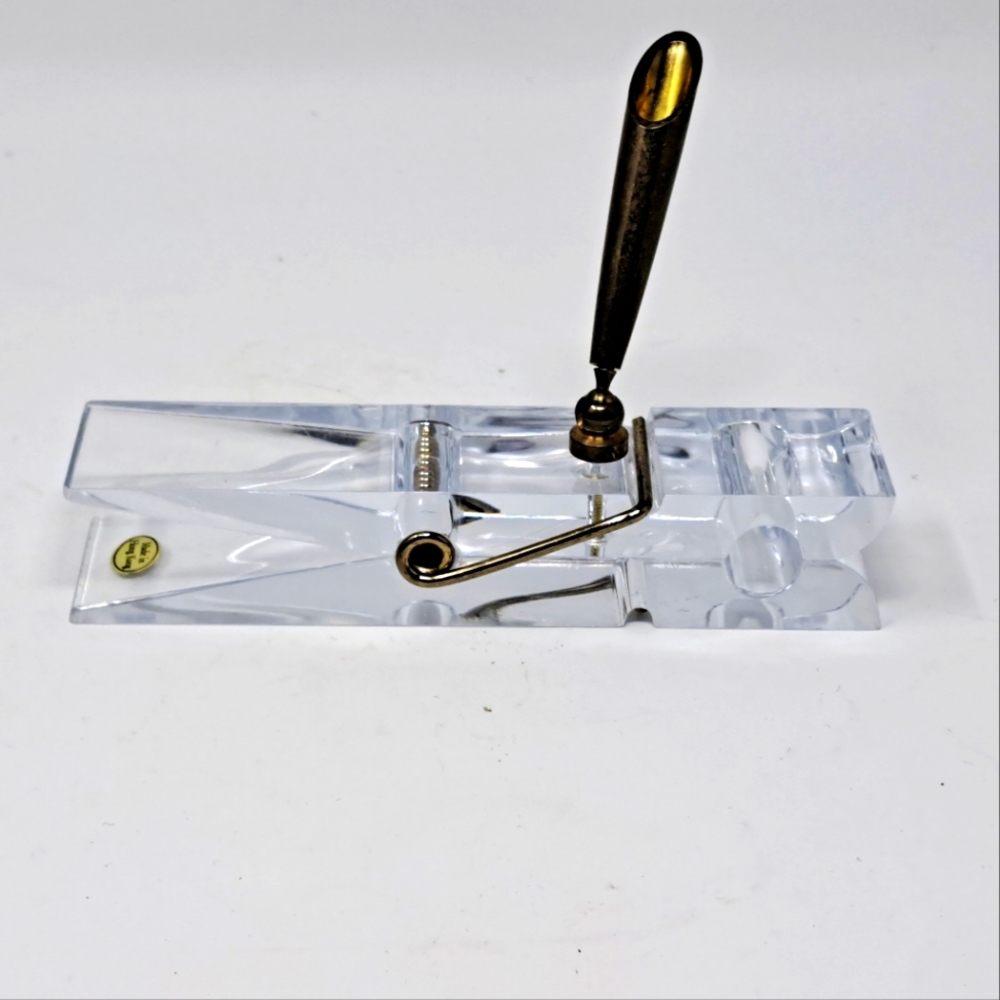 Vintage Lucite Pen Holder Clothes Pin Note Holder